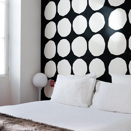Hotel du Petit Moulin Paris Extérieur photo