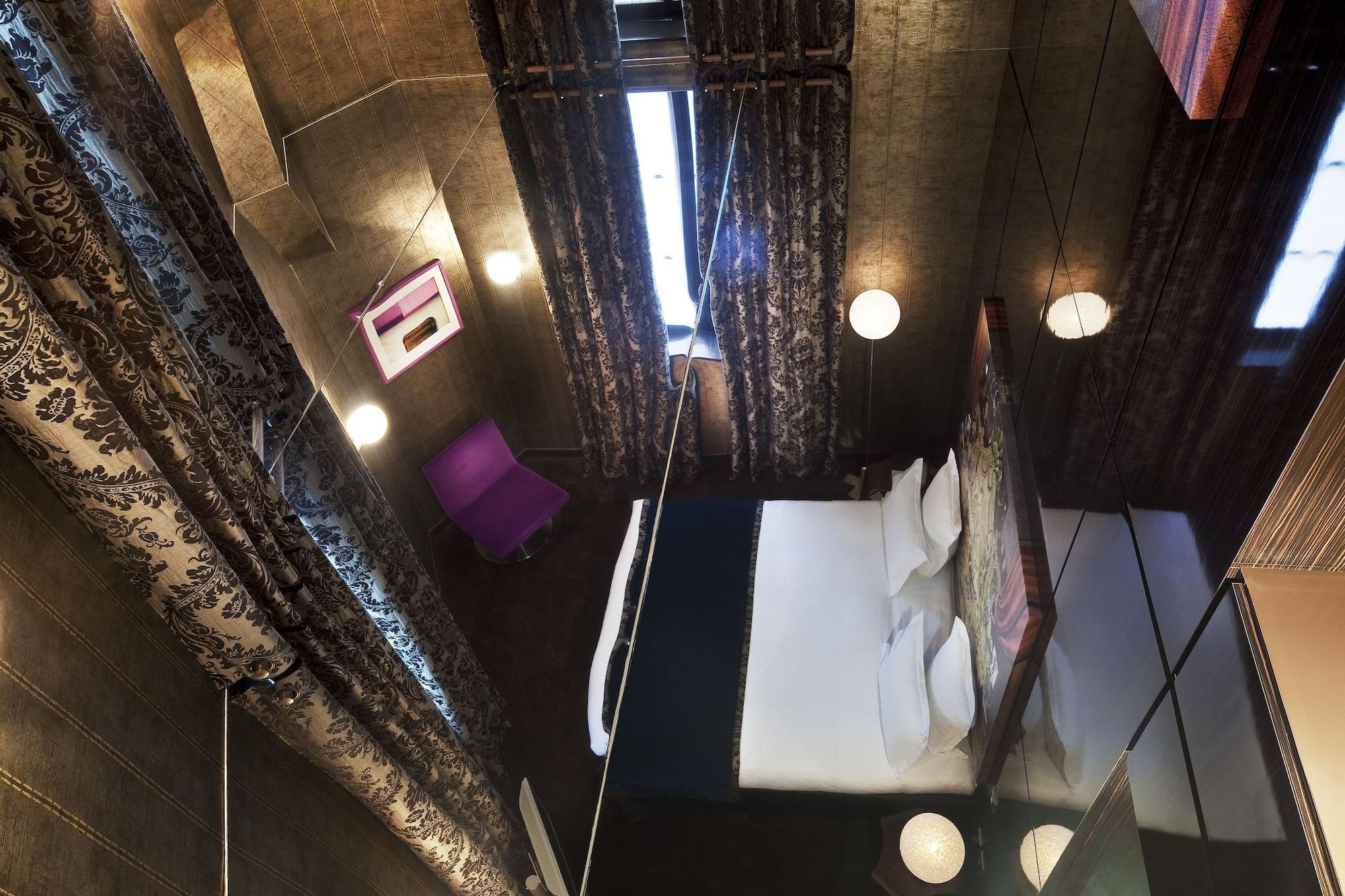 Hotel du Petit Moulin Paris Extérieur photo