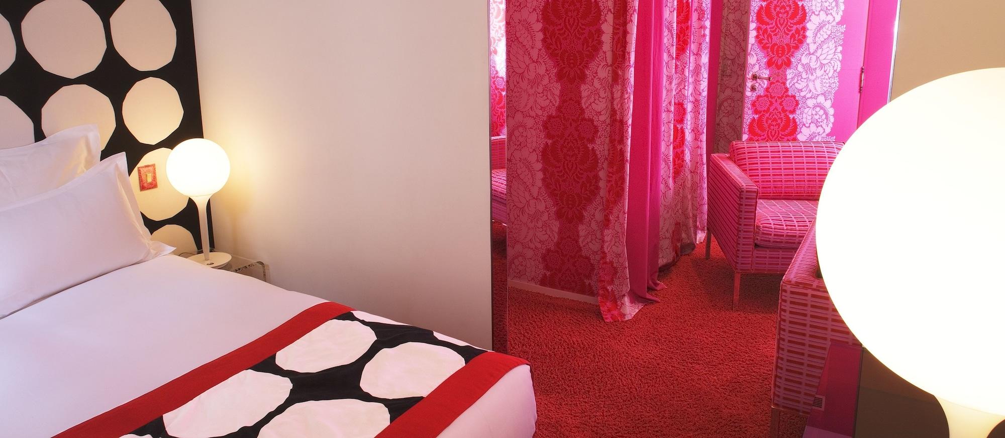 Hotel du Petit Moulin Paris Extérieur photo