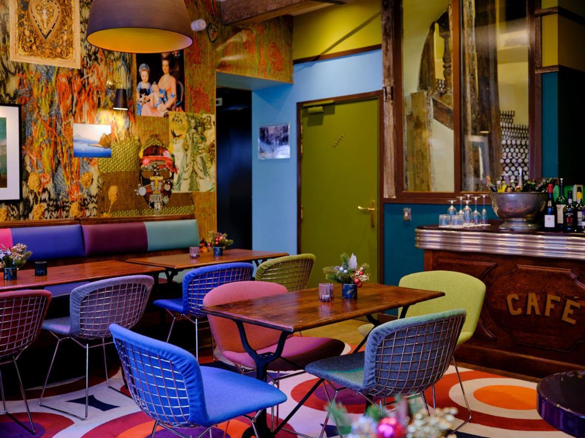 Hotel du Petit Moulin Paris Extérieur photo