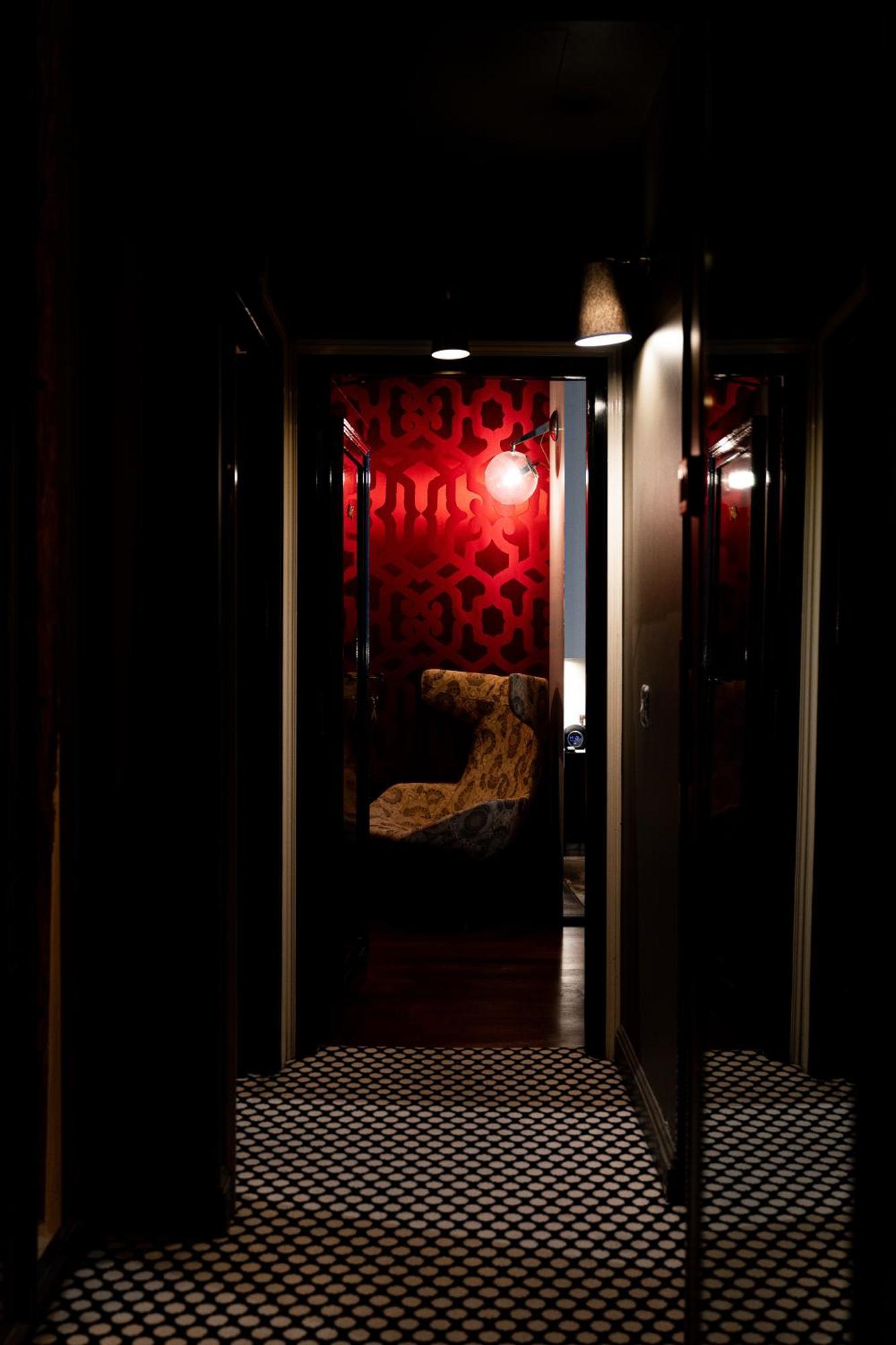 Hotel du Petit Moulin Paris Extérieur photo