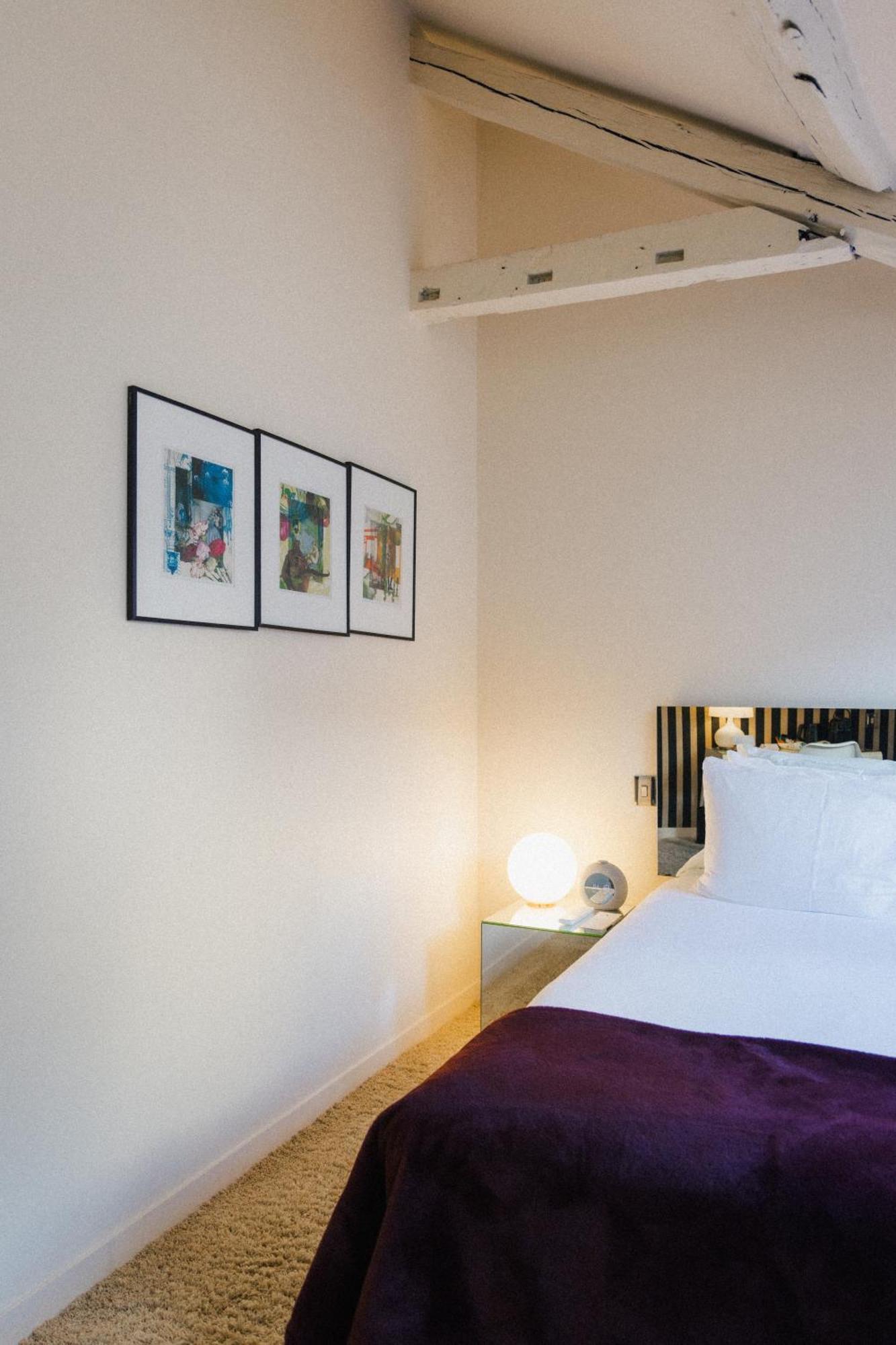 Hotel du Petit Moulin Paris Extérieur photo