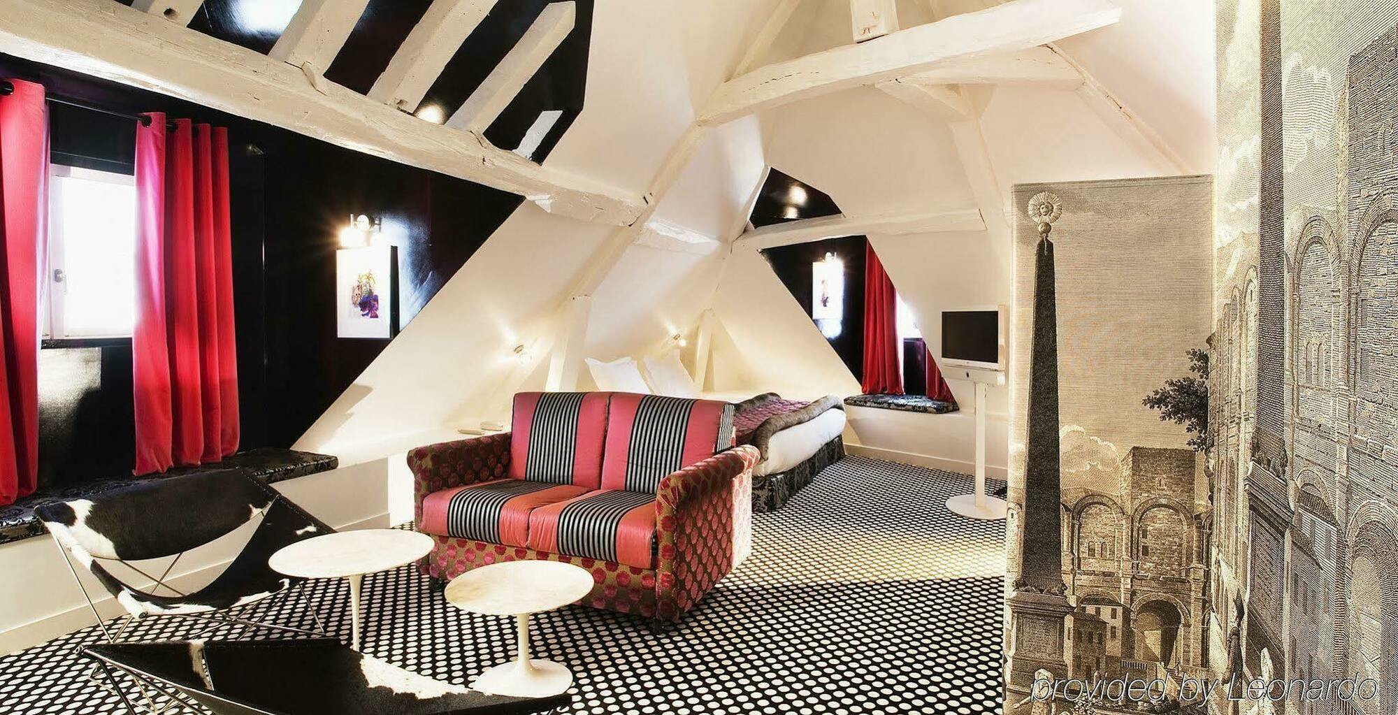 Hotel du Petit Moulin Paris Extérieur photo
